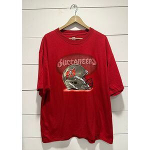 Vintage Tampa Bay Buccaneers Shirt Mens XL Red Short Sleeve NFL Football Y2K